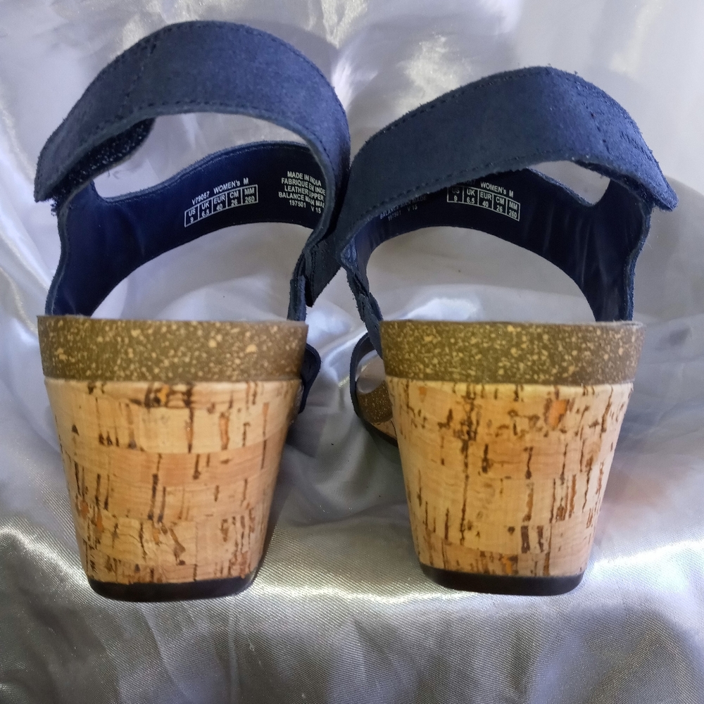 ❌SOLD❌   Rockport Blue Cork Wedge Sandal 9 - Picture 4 of 12